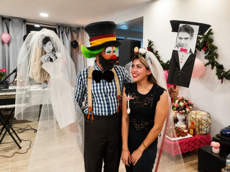 Una despedida de soltera original con Show de Payaso