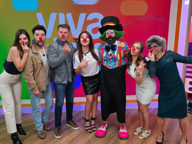 Payaso Loquillo como invitado al programa Viva Lavi en canal 6 Multimedios