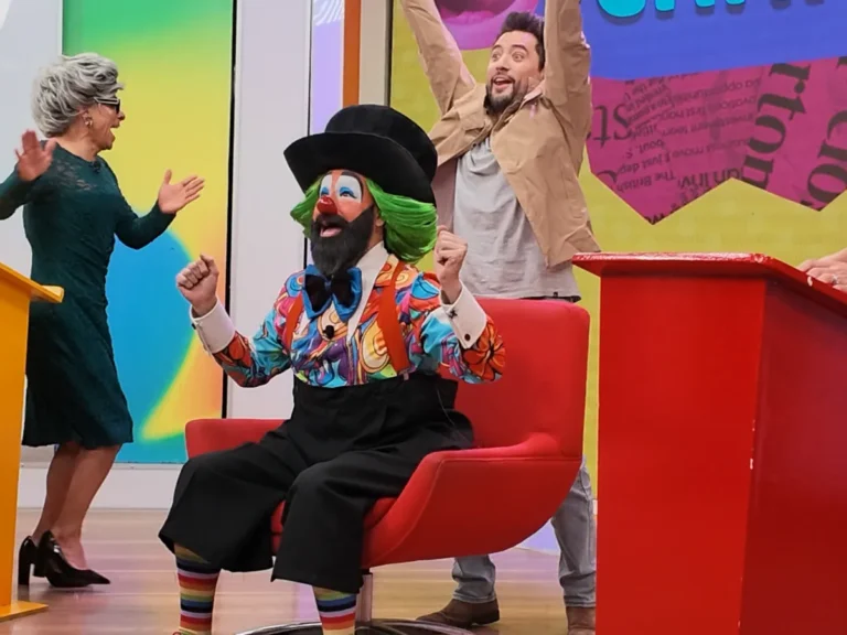 Payaso Loquillo Celebrando su triunfo en concurso de televisión de Multimedios